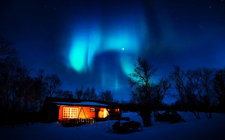 Basic things to keep in mind for chasing the Northern Lights